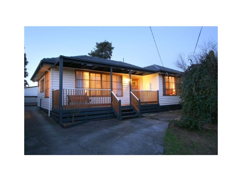 51 Baileyanna Street, Frankston VIC 3199