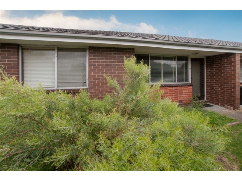 2/11 Bradshaw Street, Frankston VIC 3199