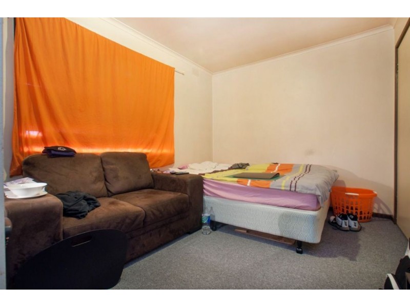 2/11 Bradshaw Street, Frankston VIC 3199