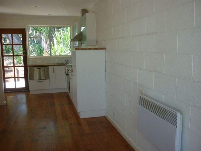 2/34 Highview Road, Frankston VIC 3199