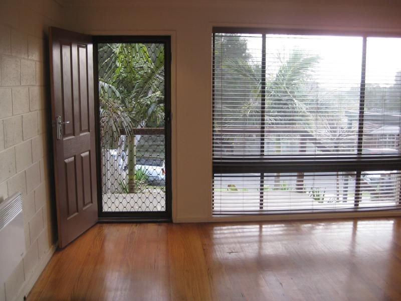 2/34 Highview Road, Frankston VIC 3199