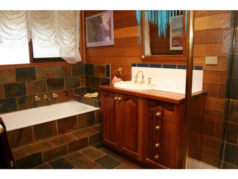 23 Woodside Avenue, Frankston South VIC 3199