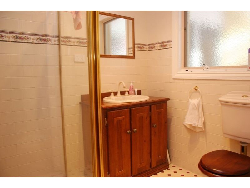 42 Bayview Road, Frankston VIC 3199