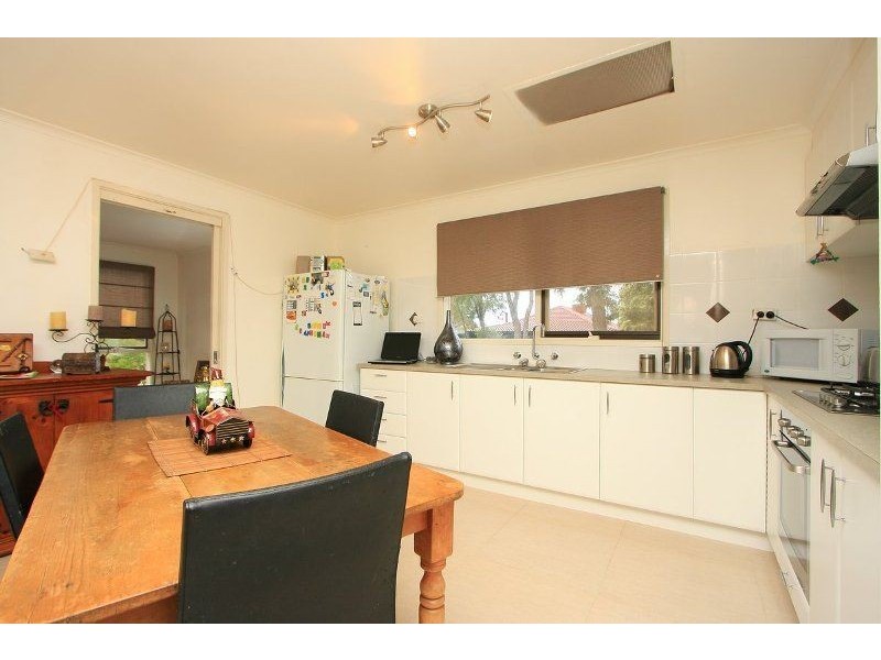 1 Glendenning Court, Frankston VIC 3199