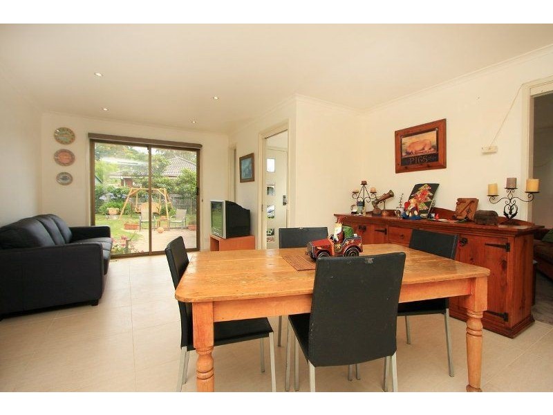 1 Glendenning Court, Frankston VIC 3199