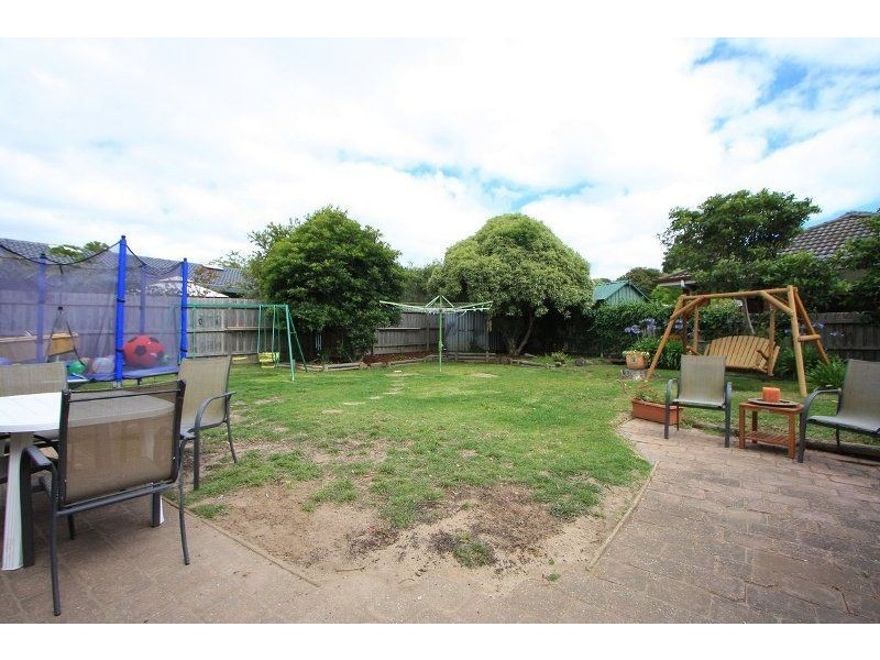 1 Glendenning Court, Frankston VIC 3199