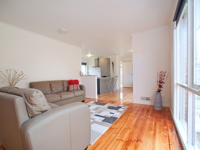 35 Whitford Way, Frankston VIC 3199