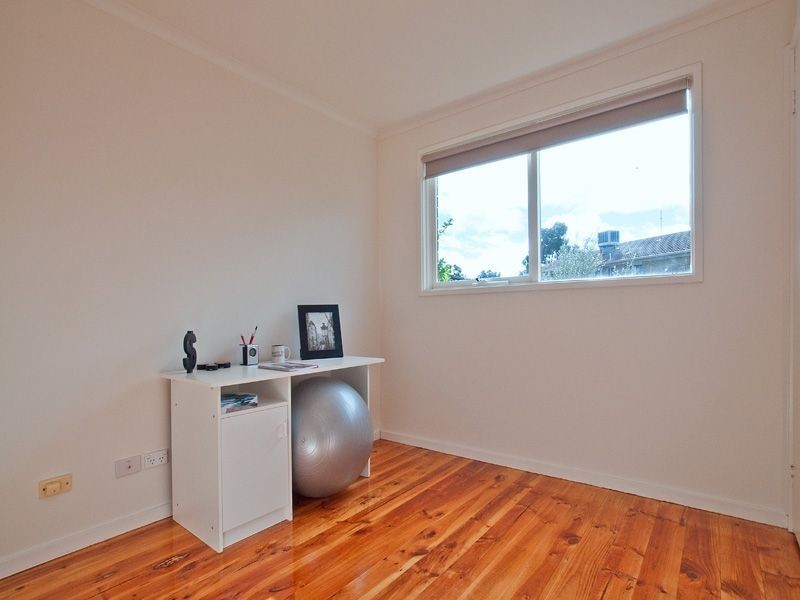 35 Whitford Way, Frankston VIC 3199