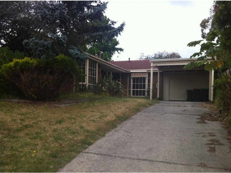 12 Warrawee Circuit, Frankston VIC 3199