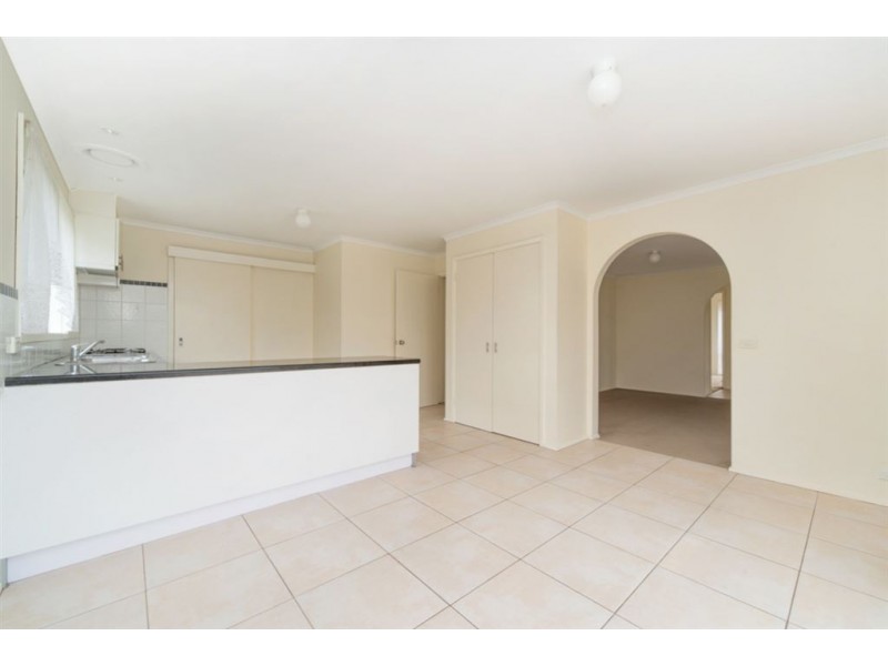 6 Lancaster Court, Somerville VIC 3912