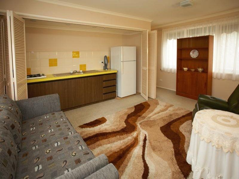 6 Plover Court, Frankston VIC 3199