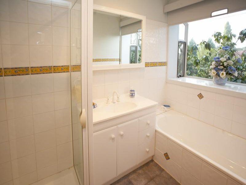 6 Plover Court, Frankston VIC 3199