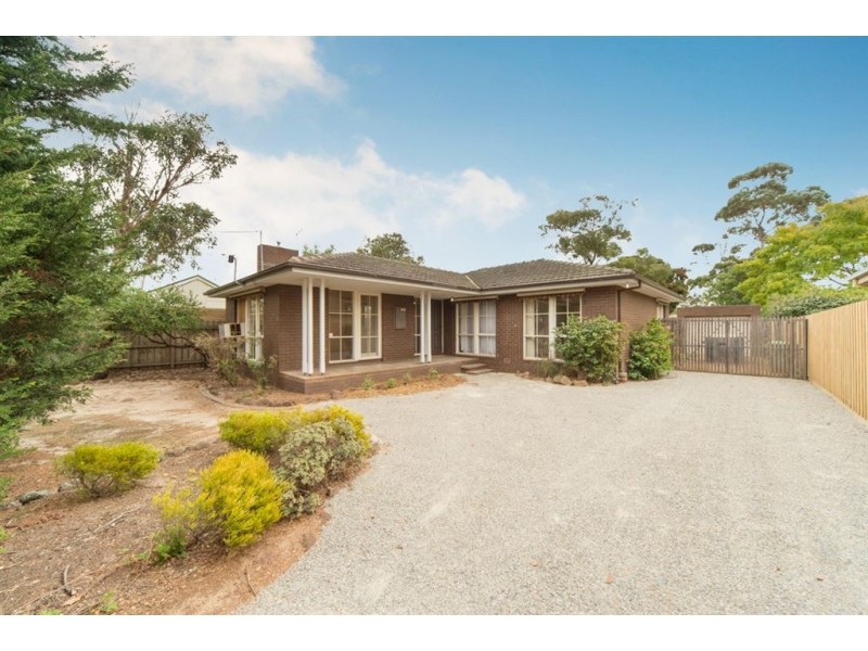 104 Rosslyn Avenue, Seaford VIC 3198