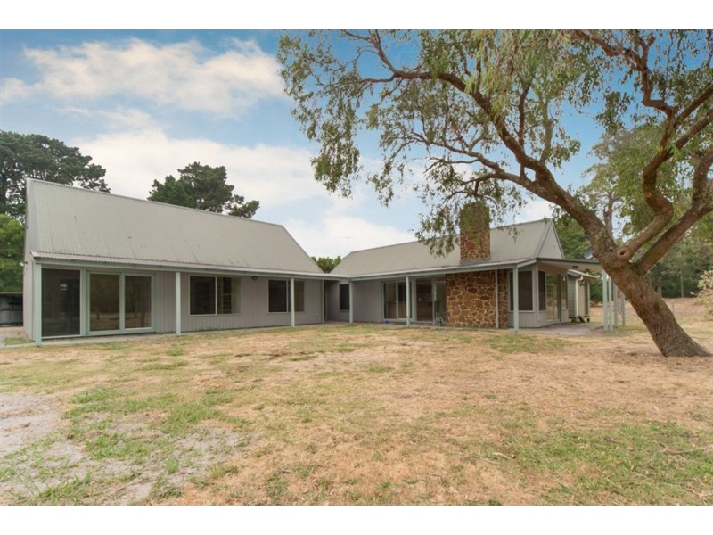 33 Cranhaven Road, Langwarrin VIC 3910