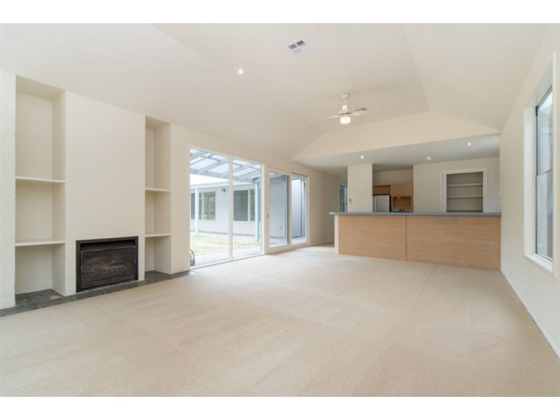 33 Cranhaven Road, Langwarrin VIC 3910