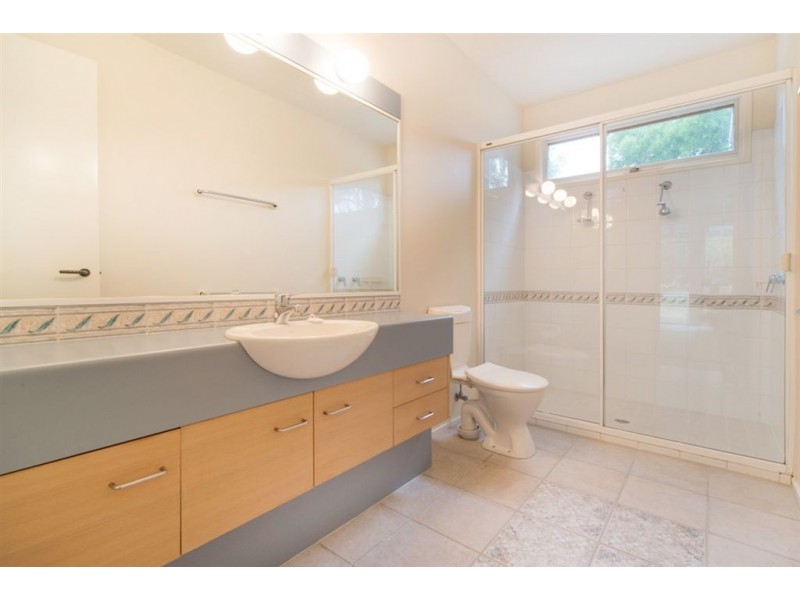 33 Cranhaven Road, Langwarrin VIC 3910