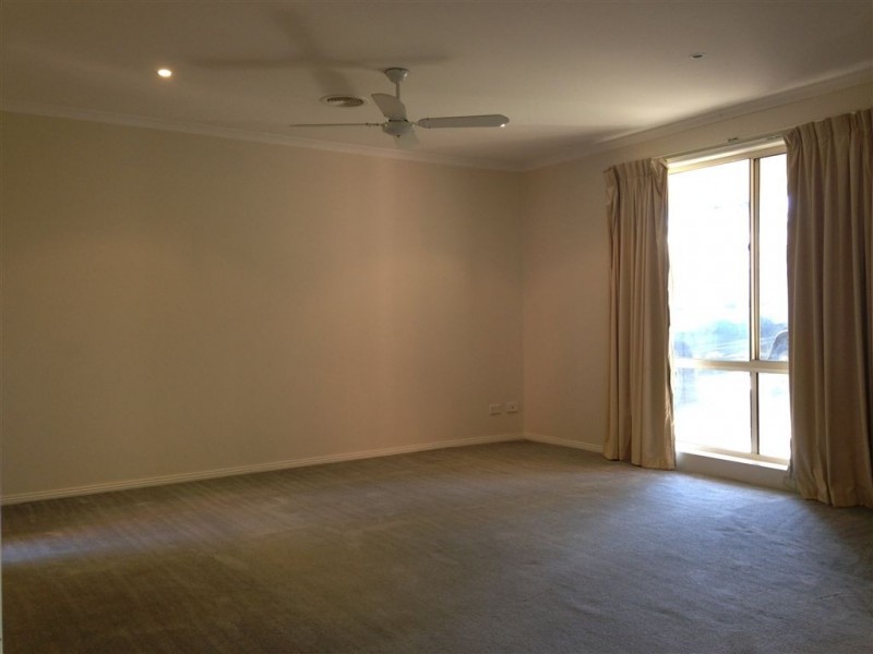 23 Ruby Joy Drive, Somerville VIC 3912