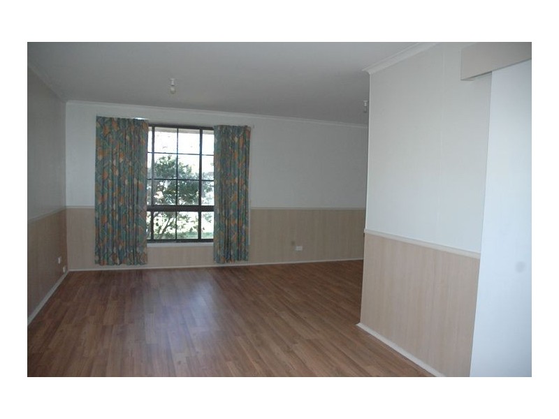 11 Swan Court, Carrum Downs VIC 3201