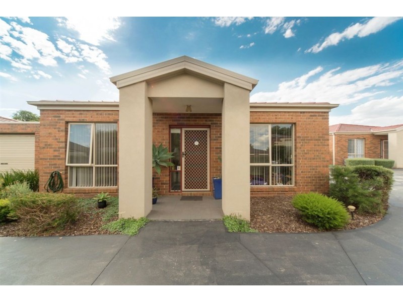 4/10 Raymond Street, Somerville VIC 3912