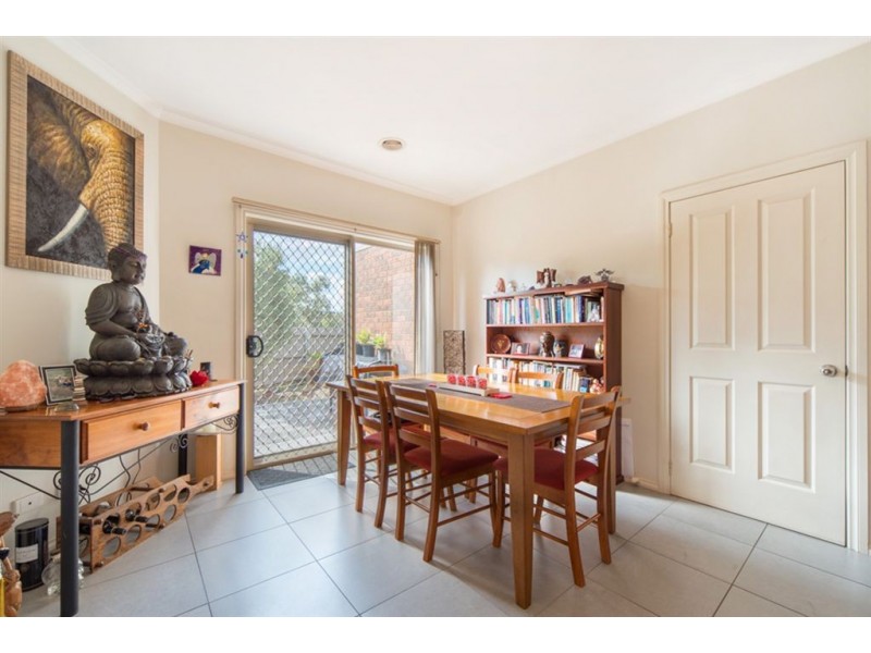 4/10 Raymond Street, Somerville VIC 3912