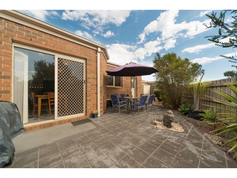 4/10 Raymond Street, Somerville VIC 3912
