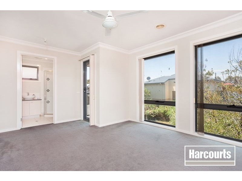 3/227 Thames Promenade, Chelsea Heights VIC 3196