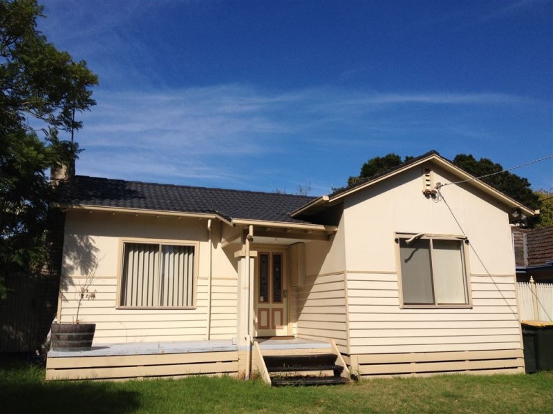 6 Edna Street, Frankston VIC 3199