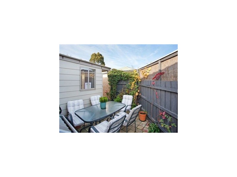 12 Summit Road, Frankston VIC 3199