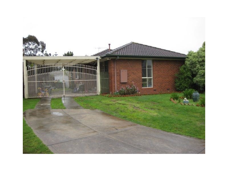 8 Brushwood Grove, Frankston VIC 3199