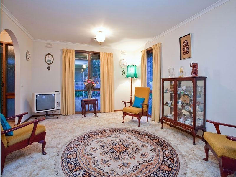 8 Naomi Court, Frankston VIC 3199