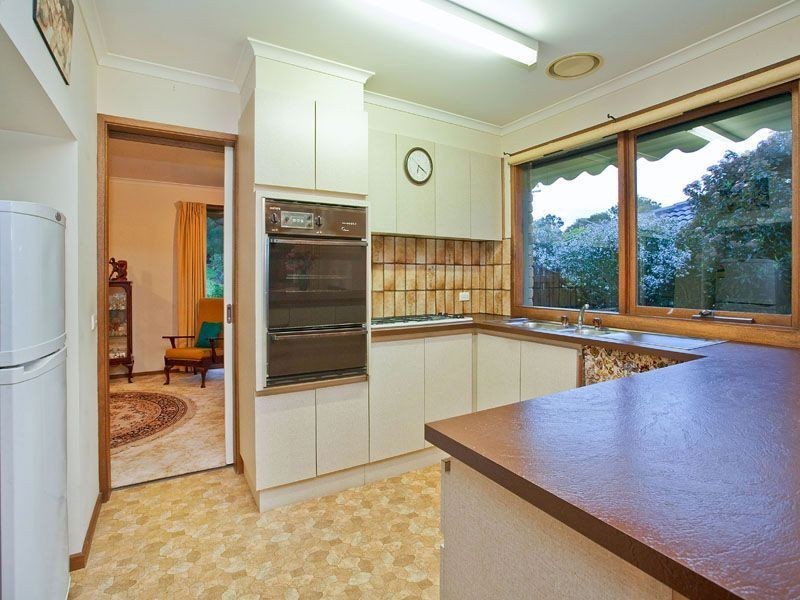 8 Naomi Court, Frankston VIC 3199