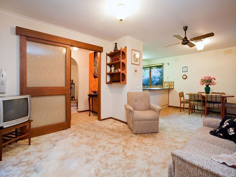 8 Naomi Court, Frankston VIC 3199