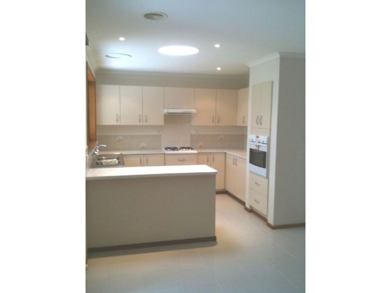 2 Dellwood Court, Hastings VIC 3915