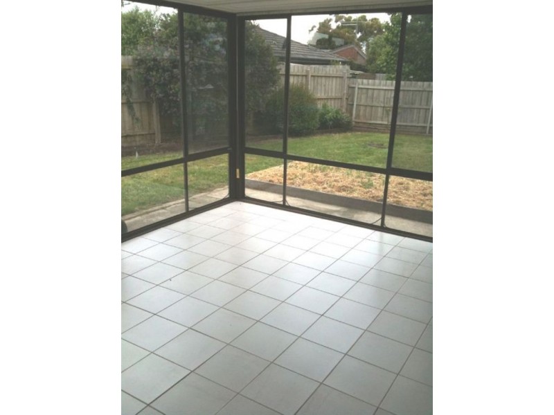 2 Dellwood Court, Hastings VIC 3915