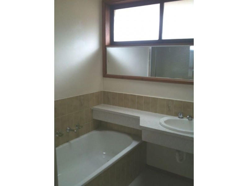 2 Dellwood Court, Hastings VIC 3915