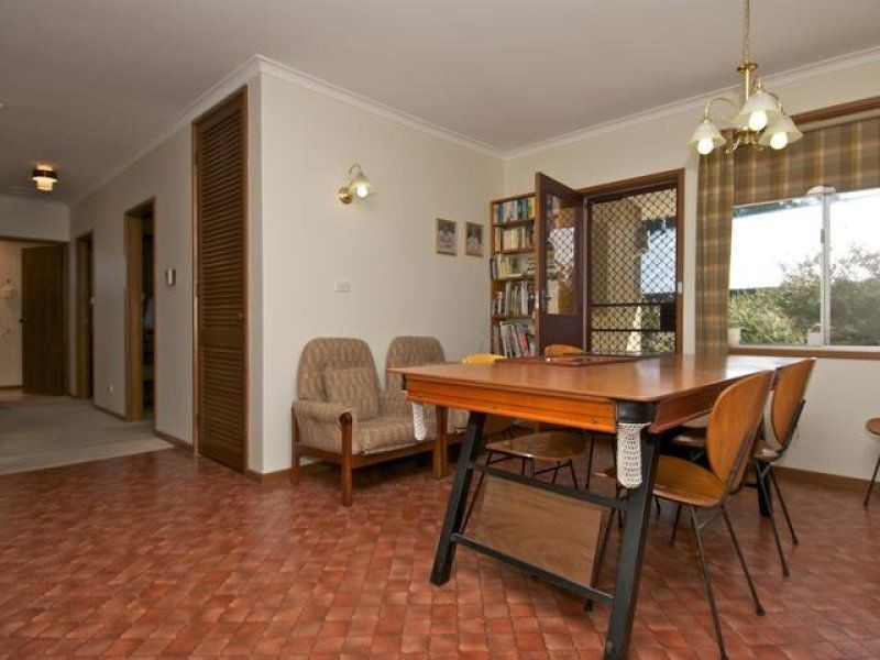 16 Banool Court, Frankston South VIC 3199