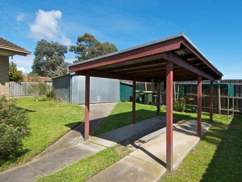 16 Banool Court, Frankston South VIC 3199