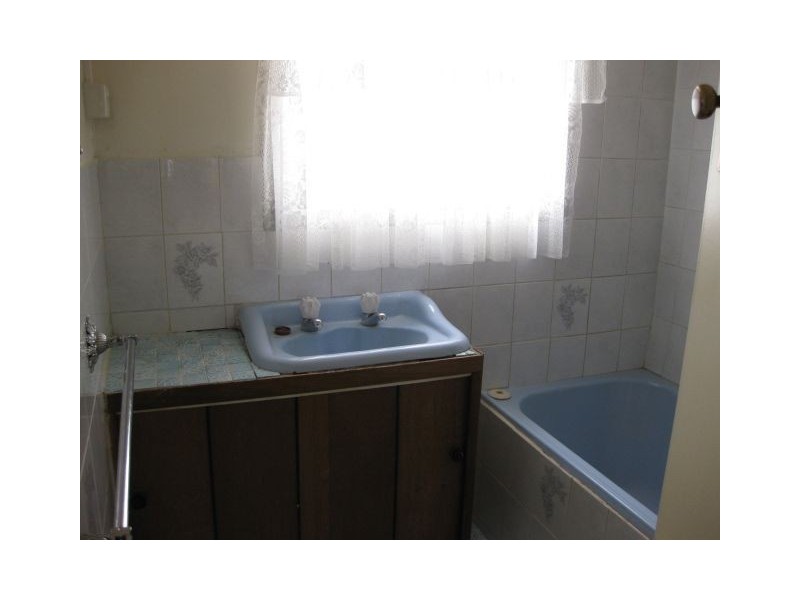 1 Mahogany Avenue, Frankston North VIC 3200