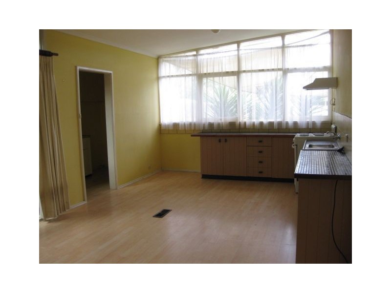 30 Kurong Ave, Frankston VIC 3199