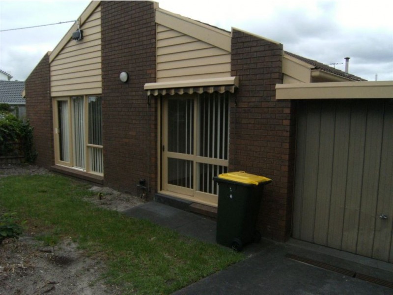 1/15 The Esplanade, Frankston VIC 3199