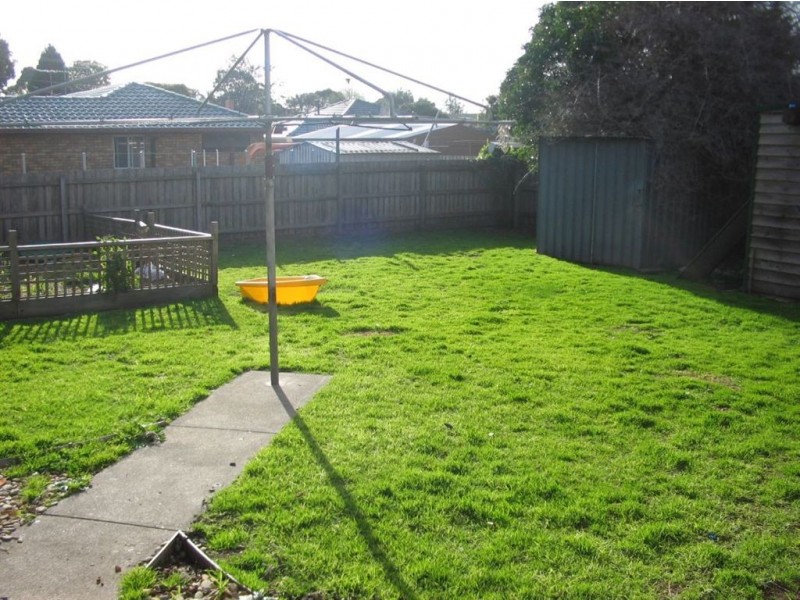 17 Kurong Avenue, Frankston VIC 3199