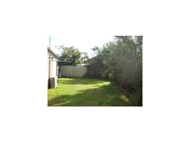 8 Warrindale Close, Langwarrin VIC 3910