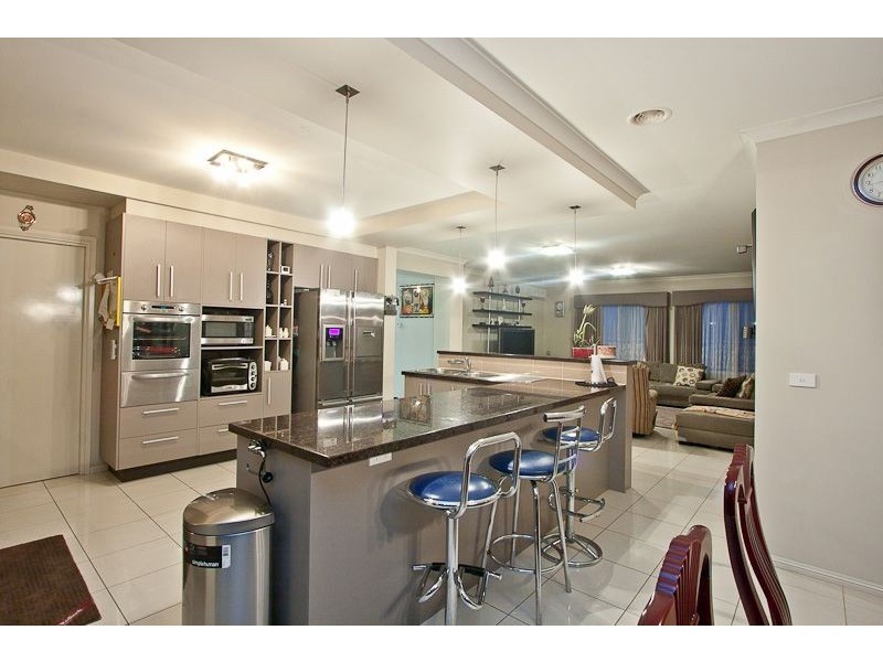 17 Viewpoint Place, Berwick VIC 3806