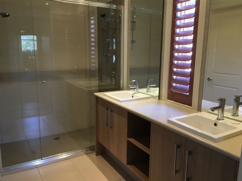 4 Florida Court, Berwick VIC 3806