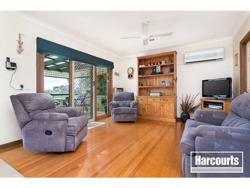 8 Shinners Avenue, Narre Warren VIC 3805