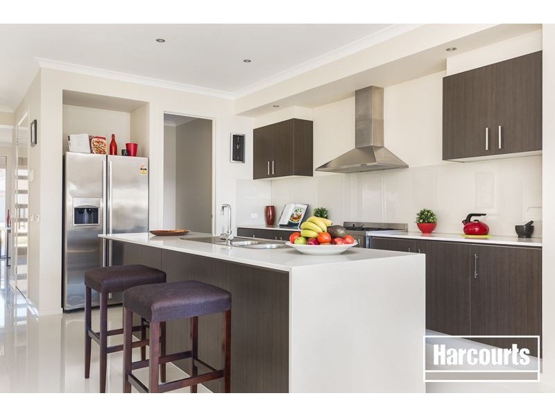 4 Southern Bell Street, Officer VIC 3809