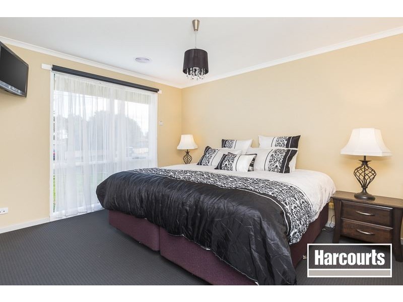 14 Emma Court, Hampton Park VIC 3976