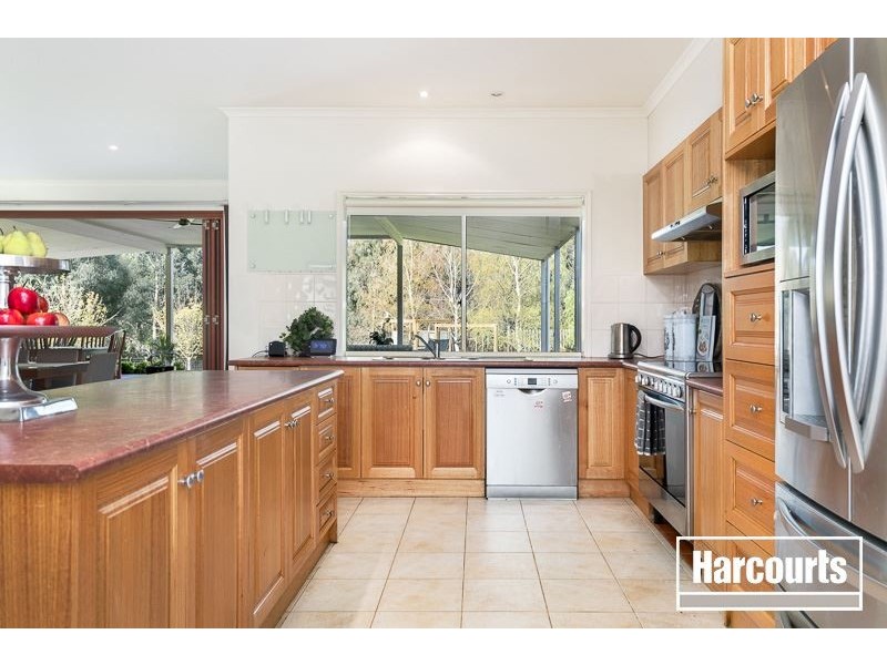 18 Valley Drive, Beaconsfield Upper VIC 3808