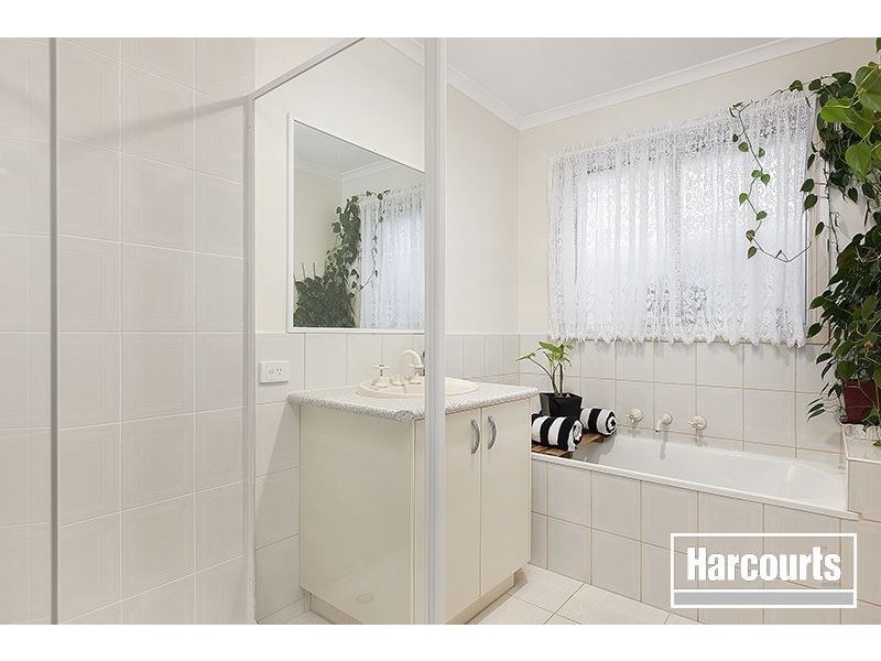 21 Domain Drive, Berwick VIC 3806