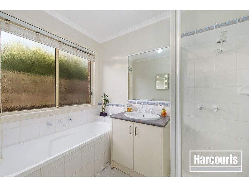 9 Domain Drive, Berwick VIC 3806